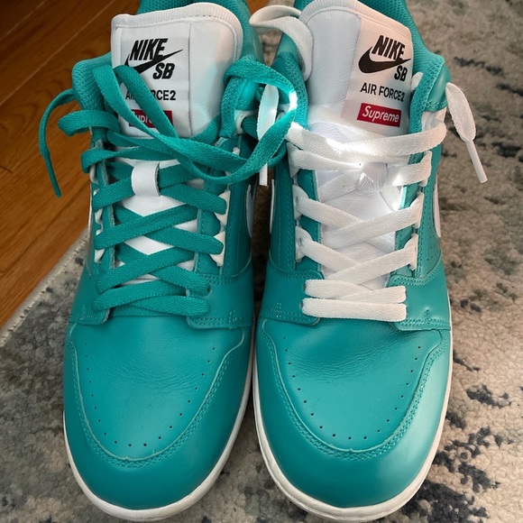 Nike Supreme SB Air Force Low